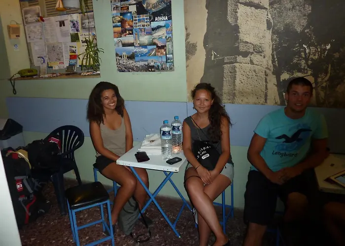 Pagration Youth Hostel Atenas
